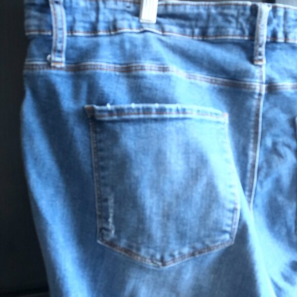 Kut from the Kloth Flare Jeans - Picture 11 of 13